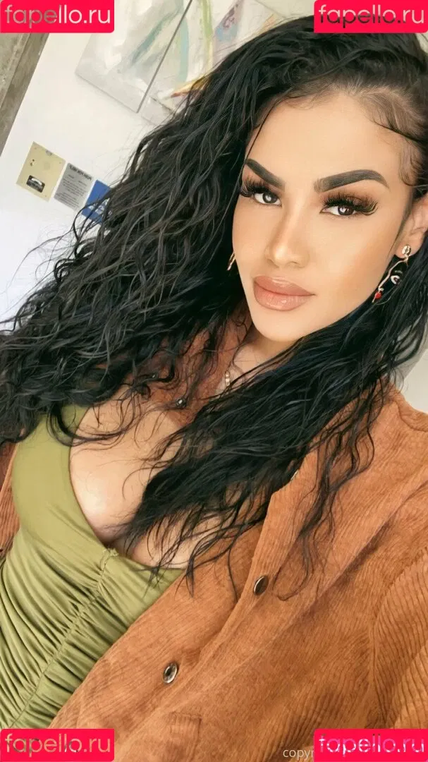 sheismichaela Onlyfans Photo Gallery 