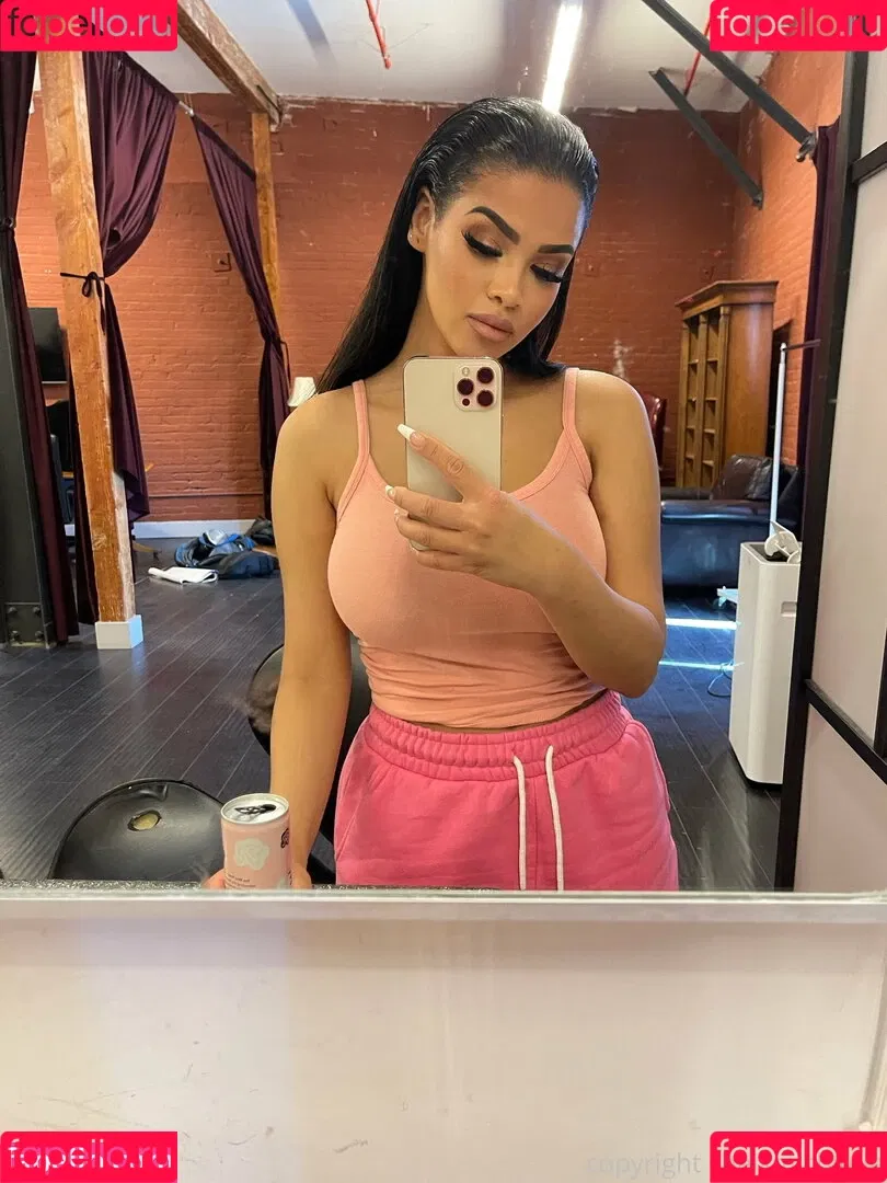 sheismichaela Onlyfans Photo Gallery 