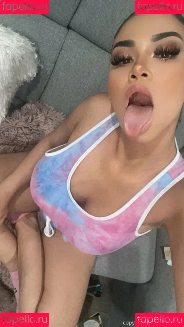 sheismichaela Onlyfans Photo Gallery 