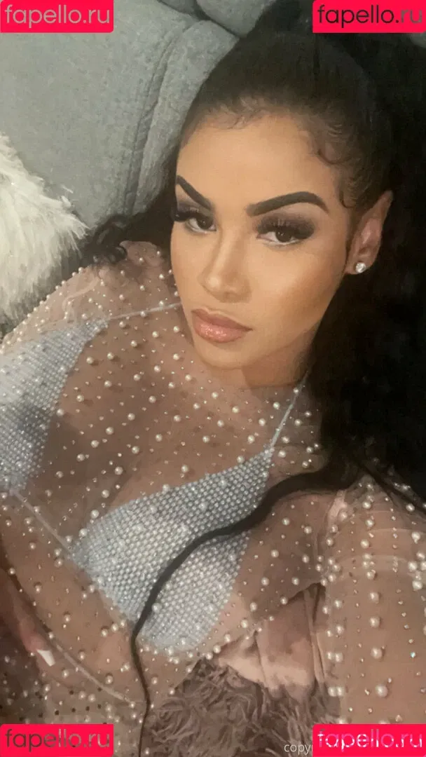 sheismichaela Onlyfans Photo Gallery 