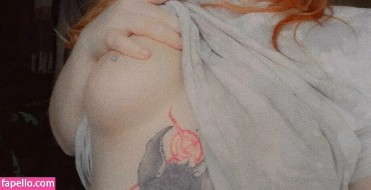 minoumi Onlyfans Photo Gallery 