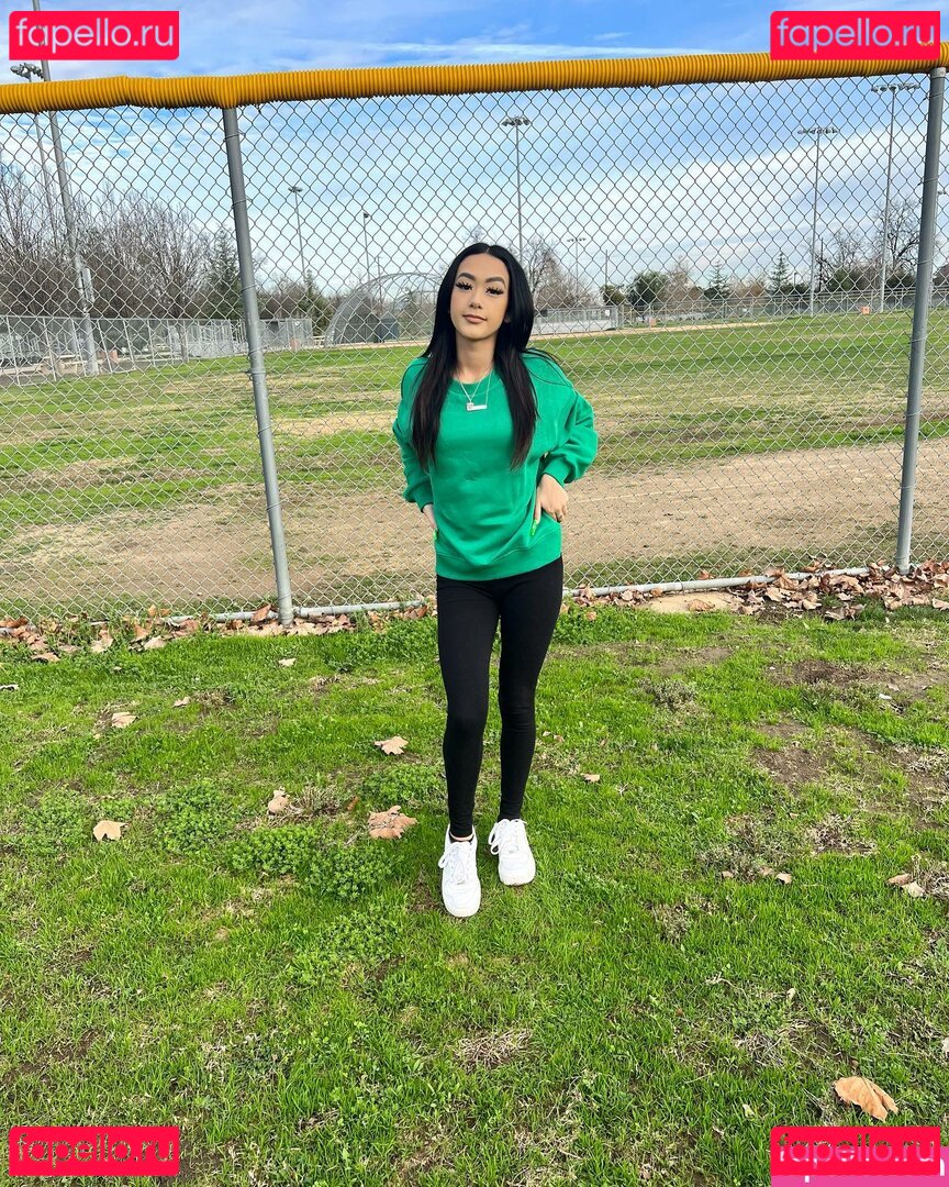 Hetza_res23 / lilyaya3 Onlyfans Photo Gallery 