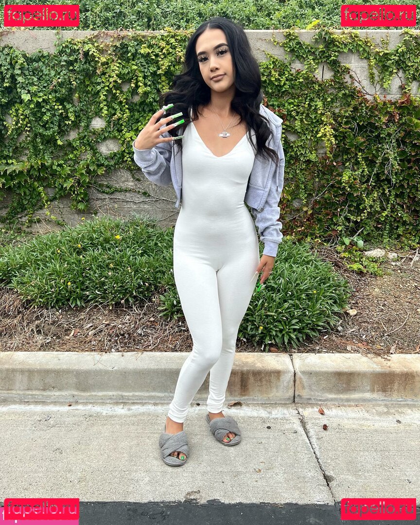 Hetza_res23 / lilyaya3 Onlyfans Photo Gallery 