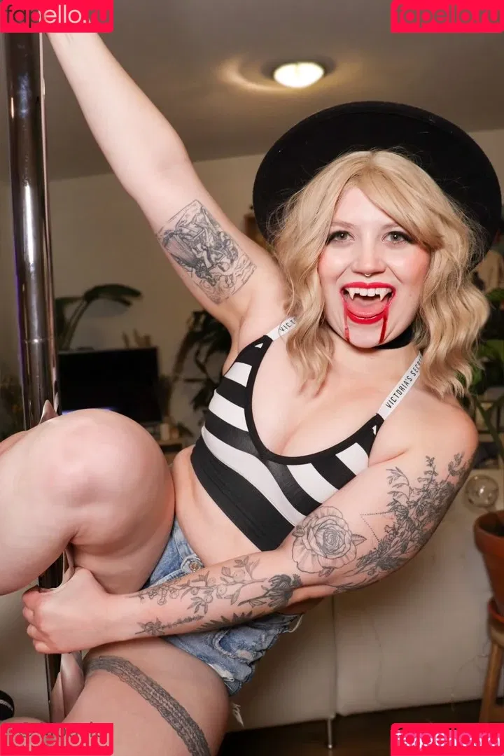 Miss Mousie Mouse Onlyfans Photo Gallery 