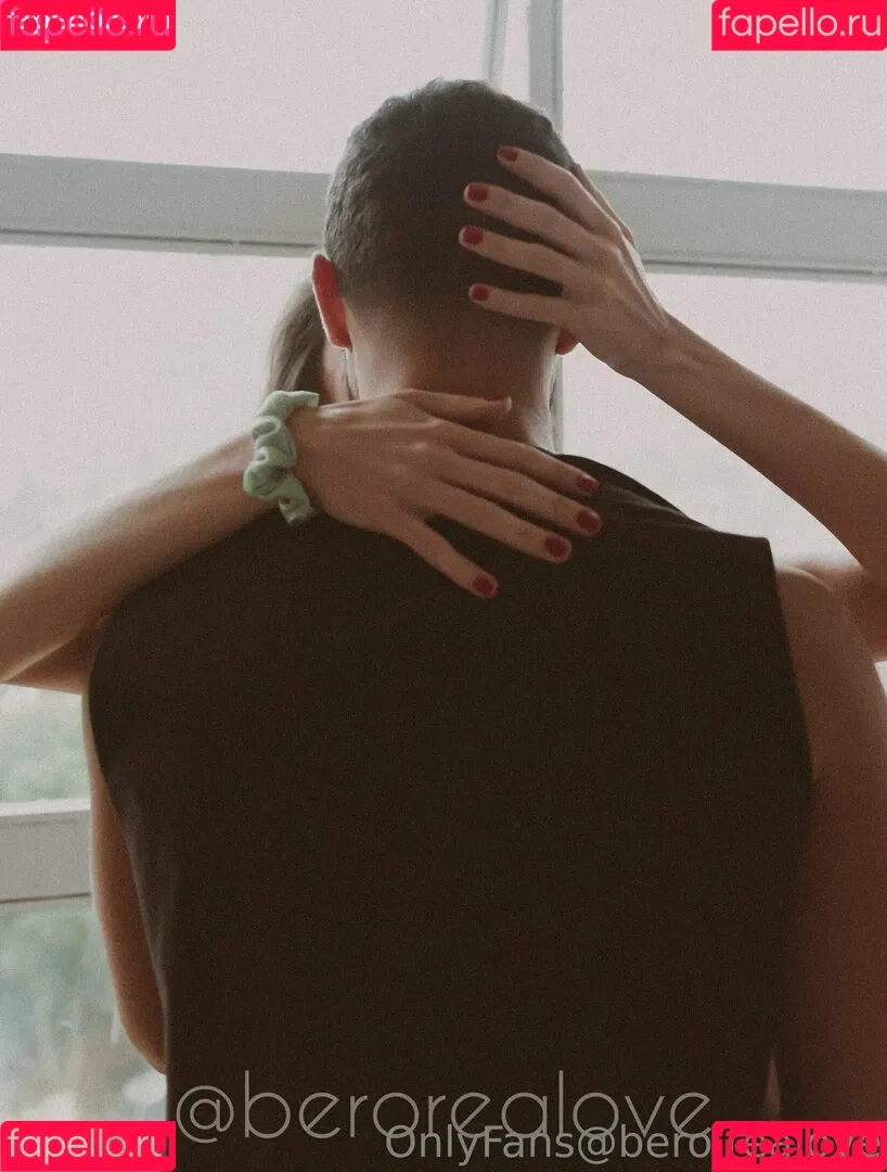berorealove Onlyfans Photo Gallery 