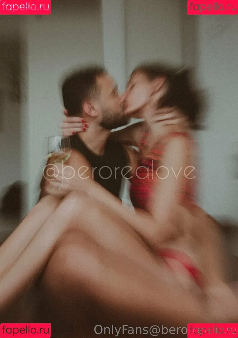 berorealove Onlyfans Photo Gallery 