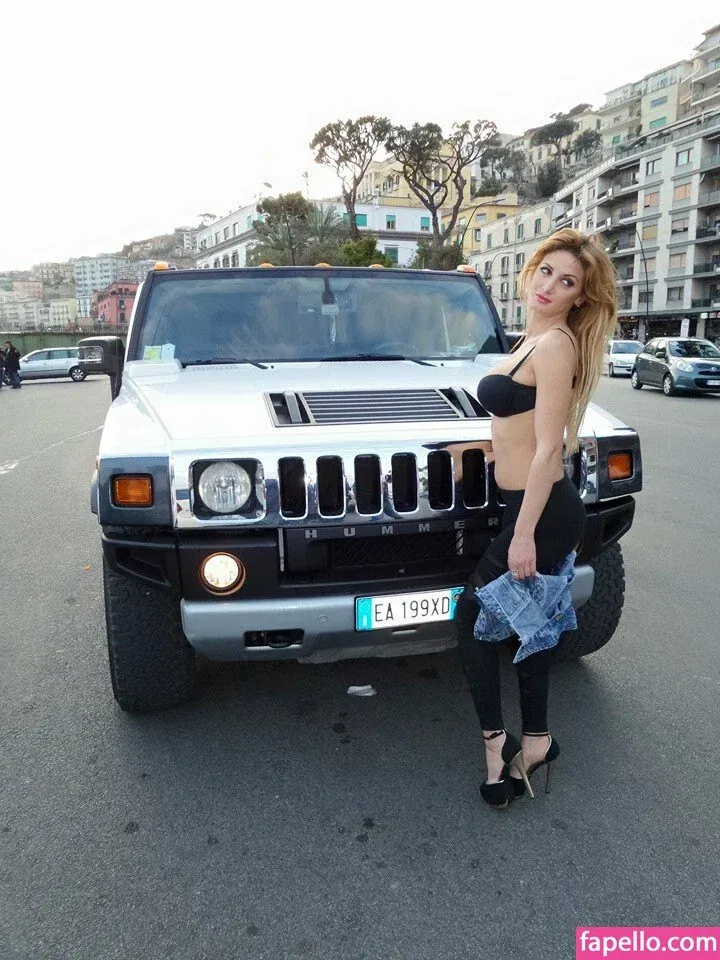 Rosy Maggiulli Onlyfans Photo Gallery 