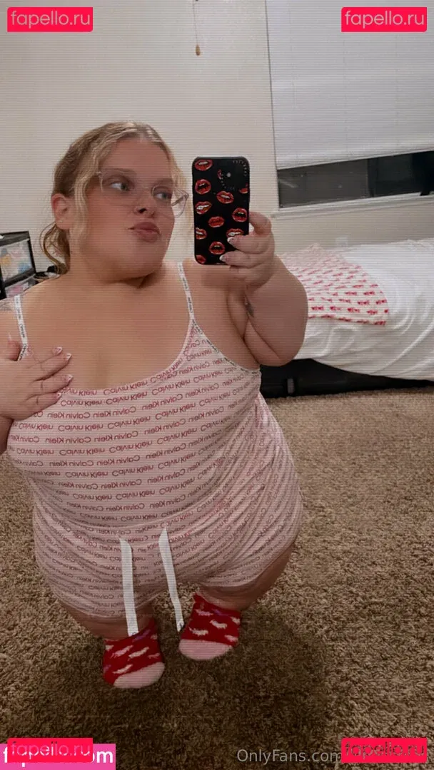 lilmissross Onlyfans Photo Gallery 