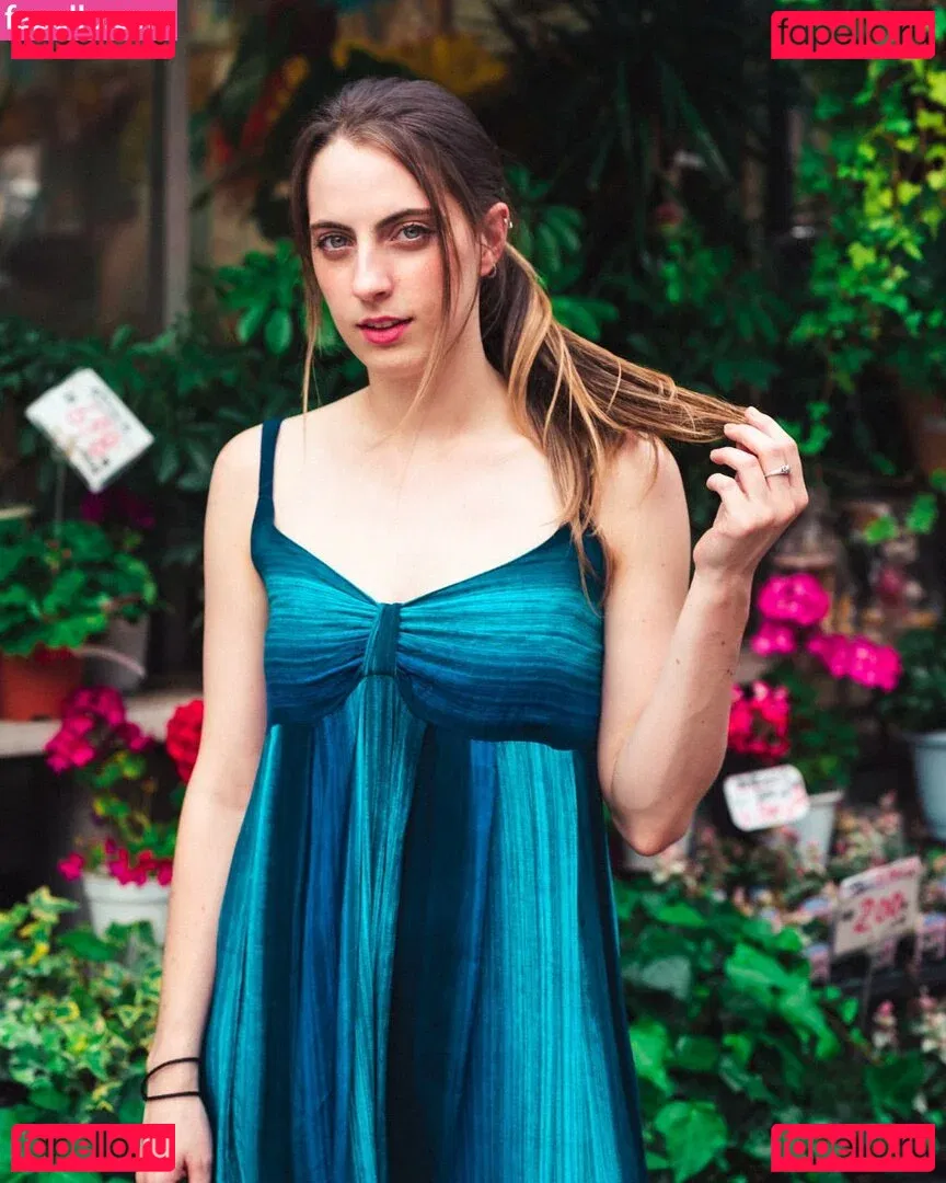 Seerasan Onlyfans Photo Gallery 