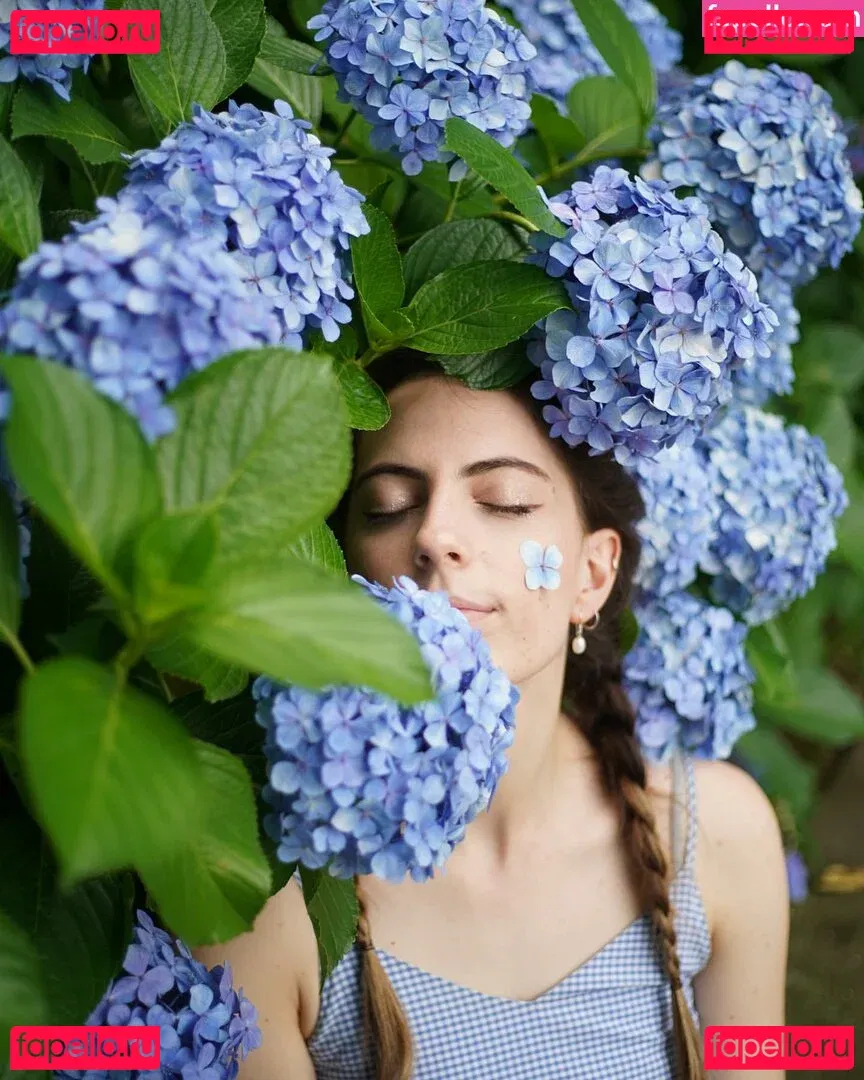 Seerasan Onlyfans Photo Gallery 