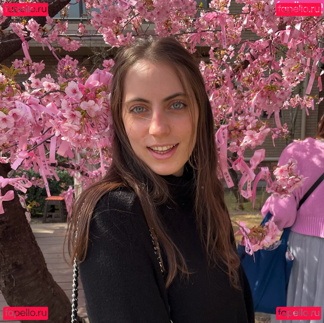 Seerasan Onlyfans Photo Gallery 