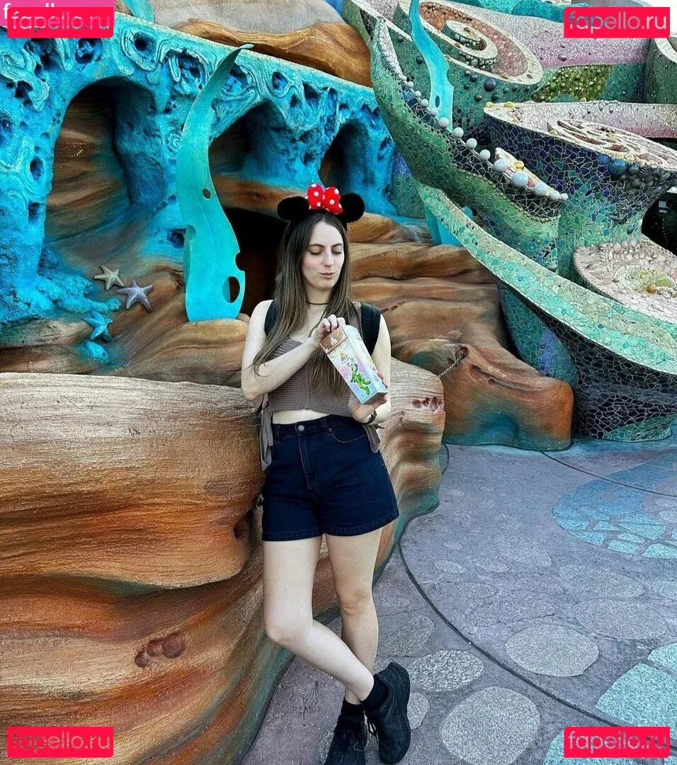 Seerasan Onlyfans Photo Gallery 