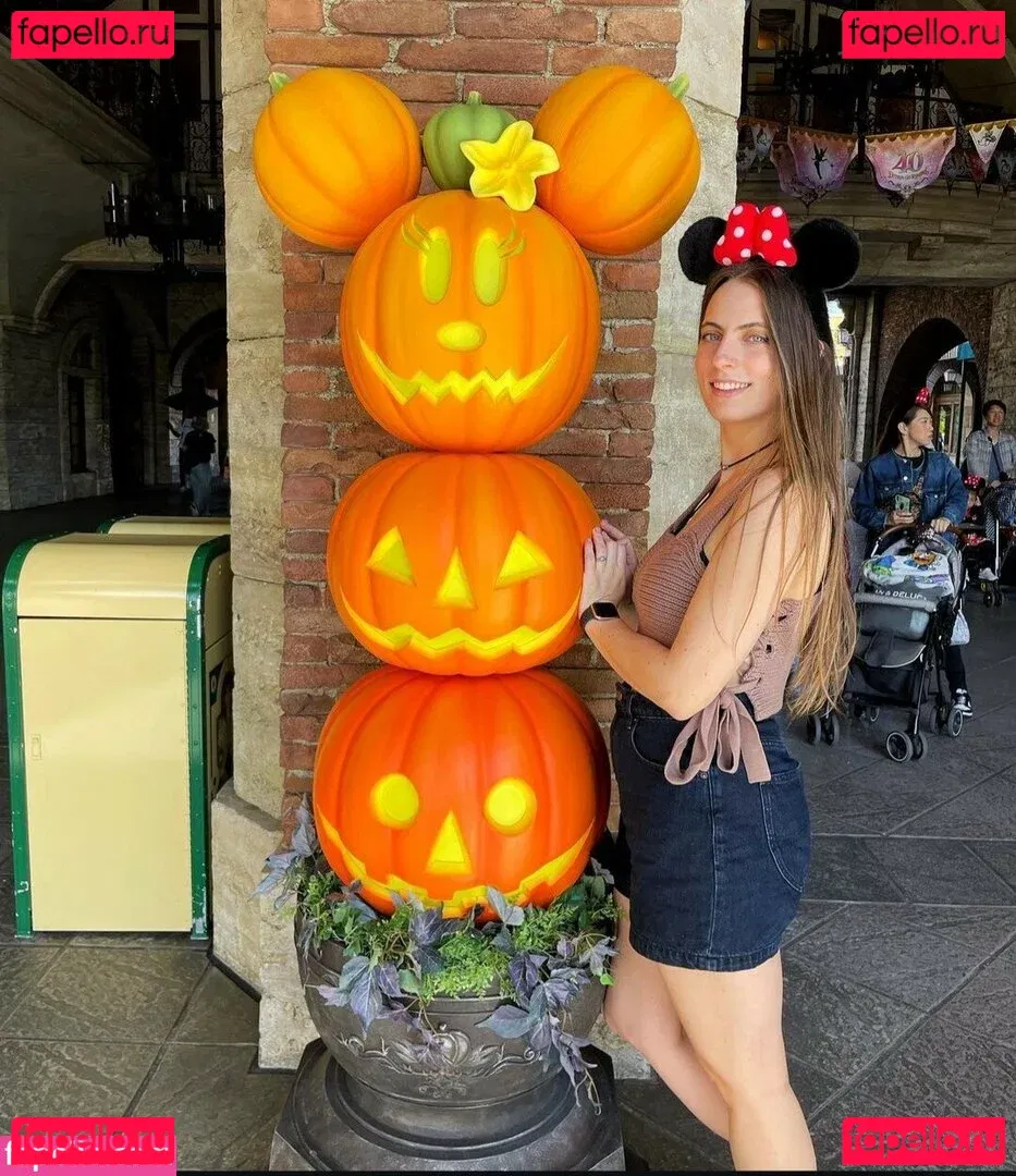 Seerasan Onlyfans Photo Gallery 