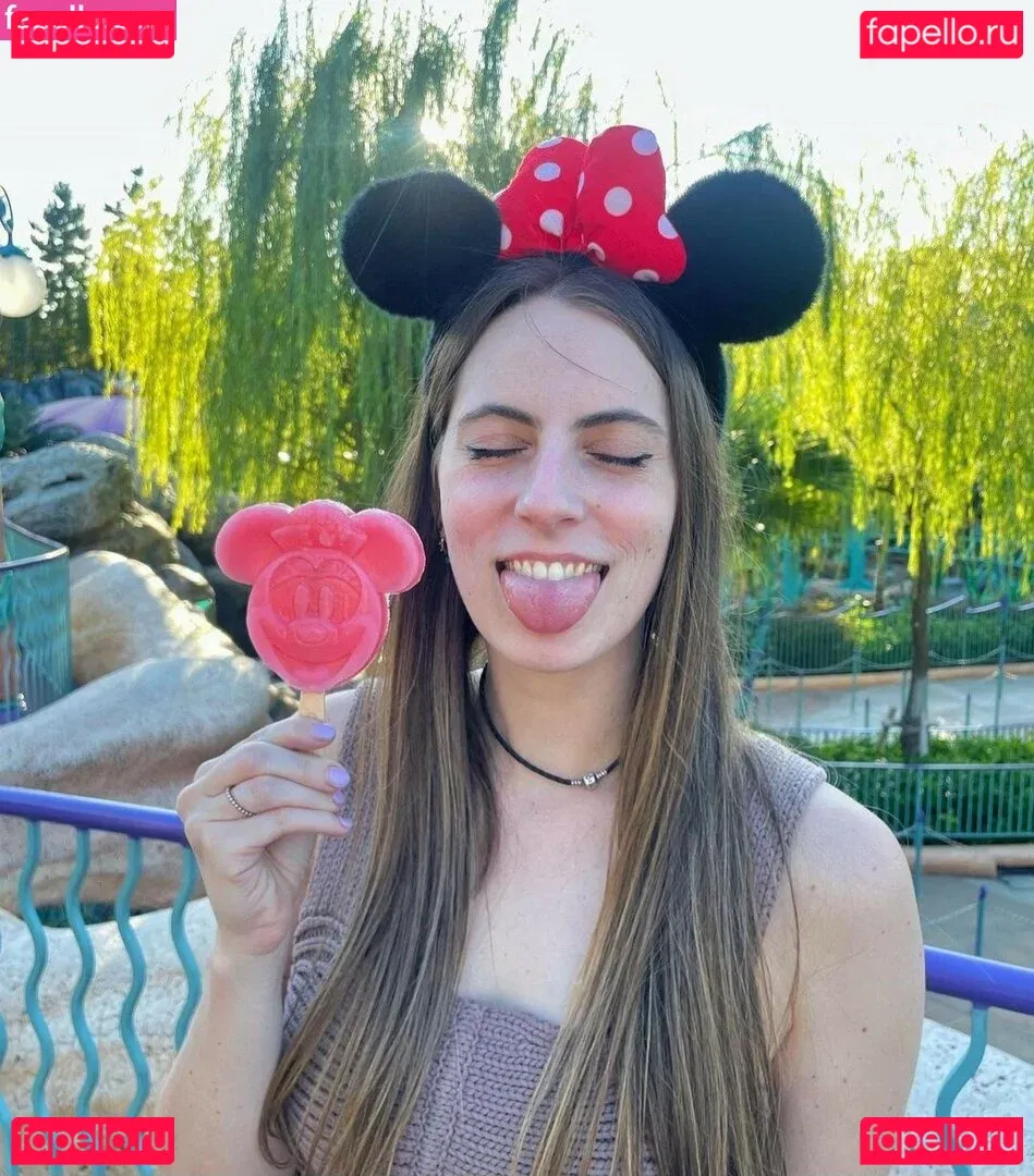 Seerasan Onlyfans Photo Gallery 