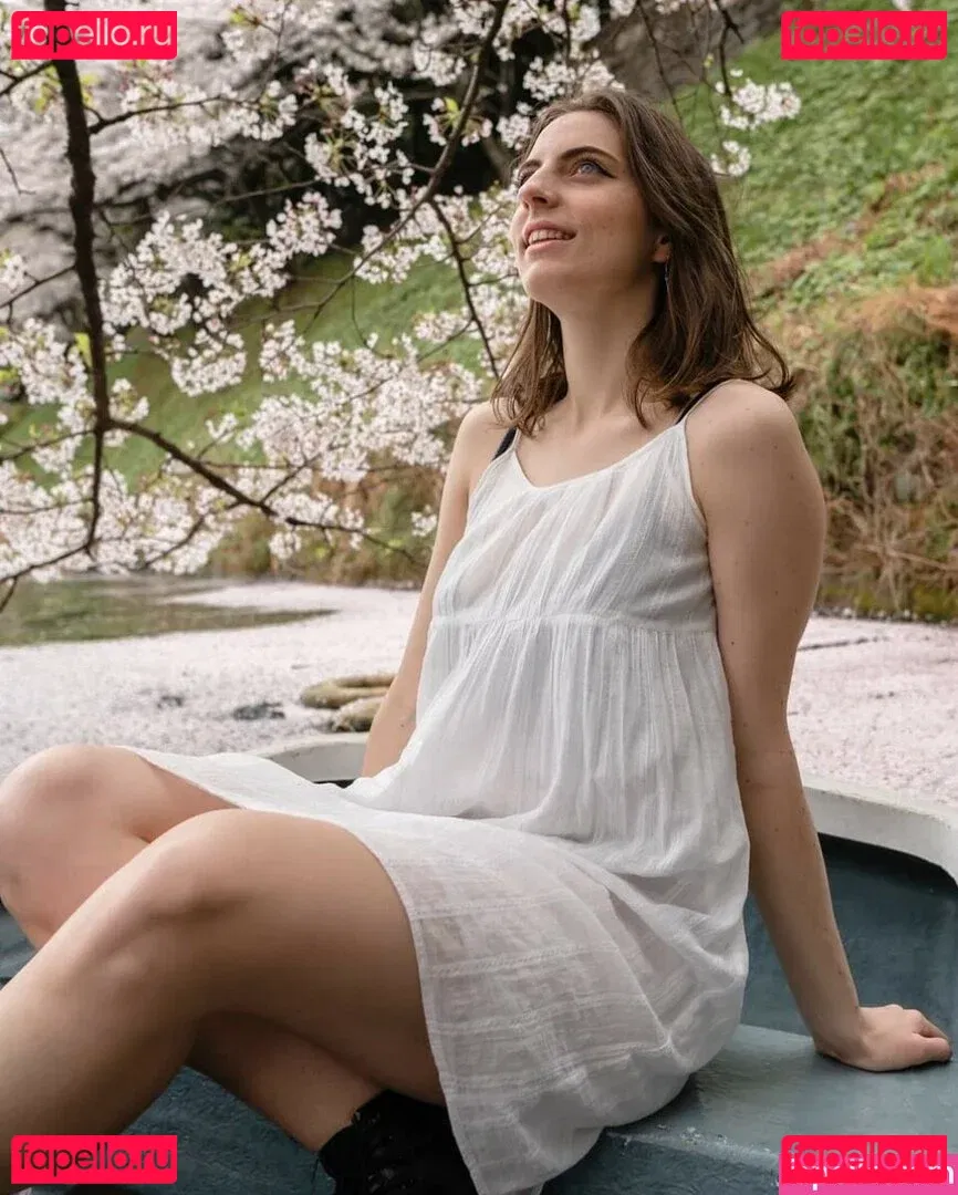 Seerasan Onlyfans Photo Gallery 