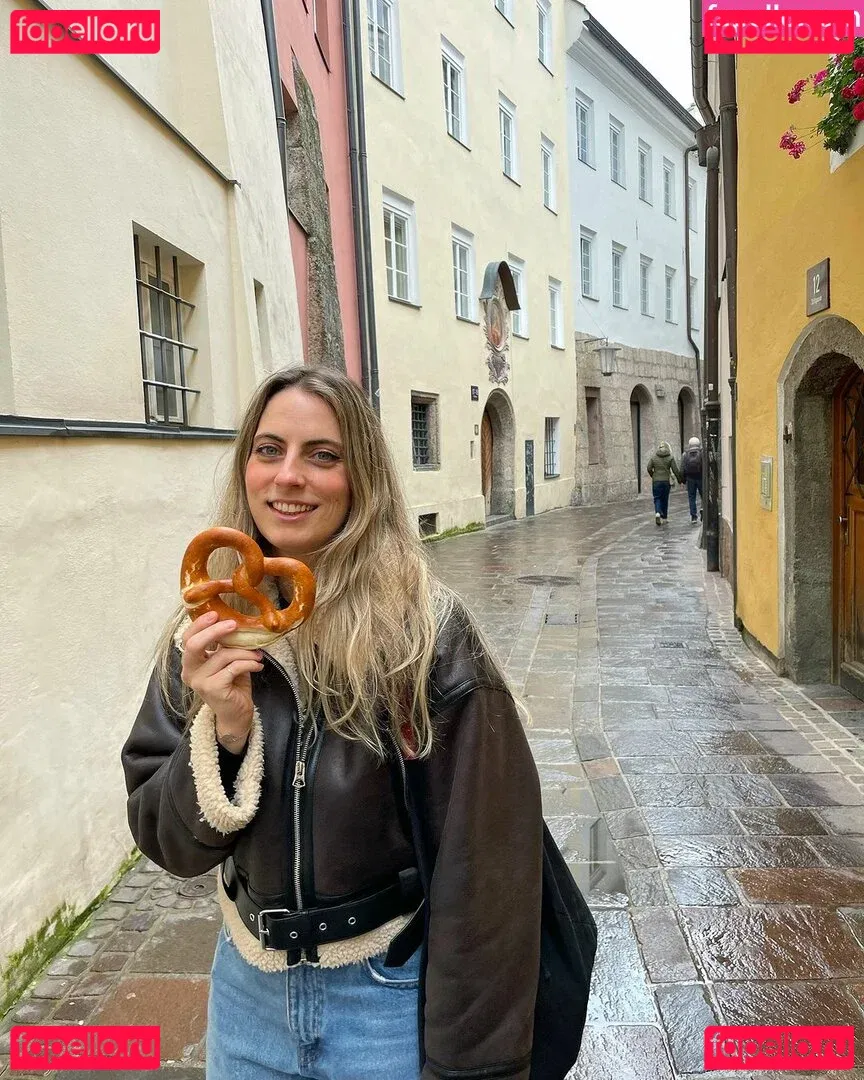 Seerasan Onlyfans Photo Gallery 