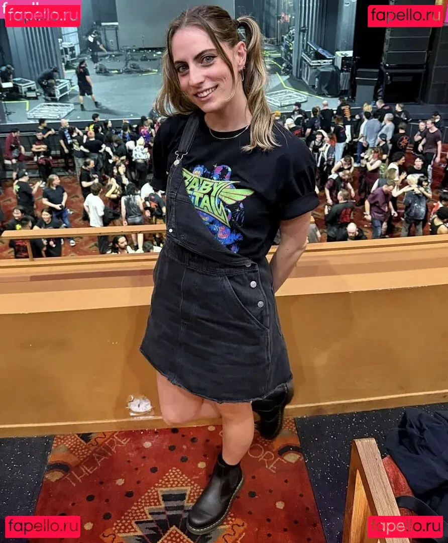 Seerasan Onlyfans Photo Gallery 