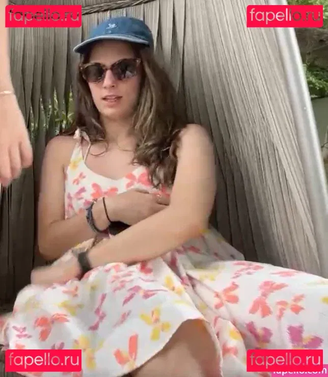 Seerasan Onlyfans Photo Gallery 