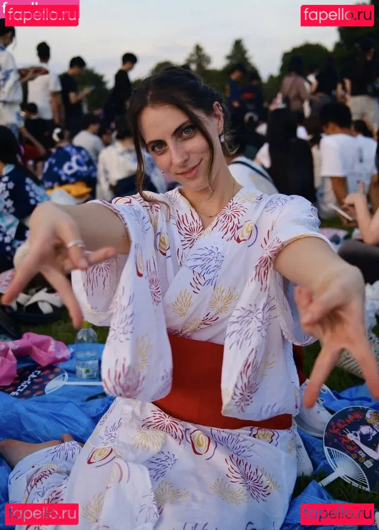 Seerasan Onlyfans Photo Gallery 