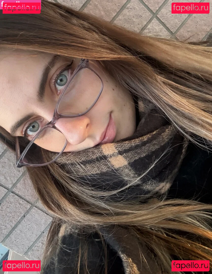 Seerasan Onlyfans Photo Gallery 