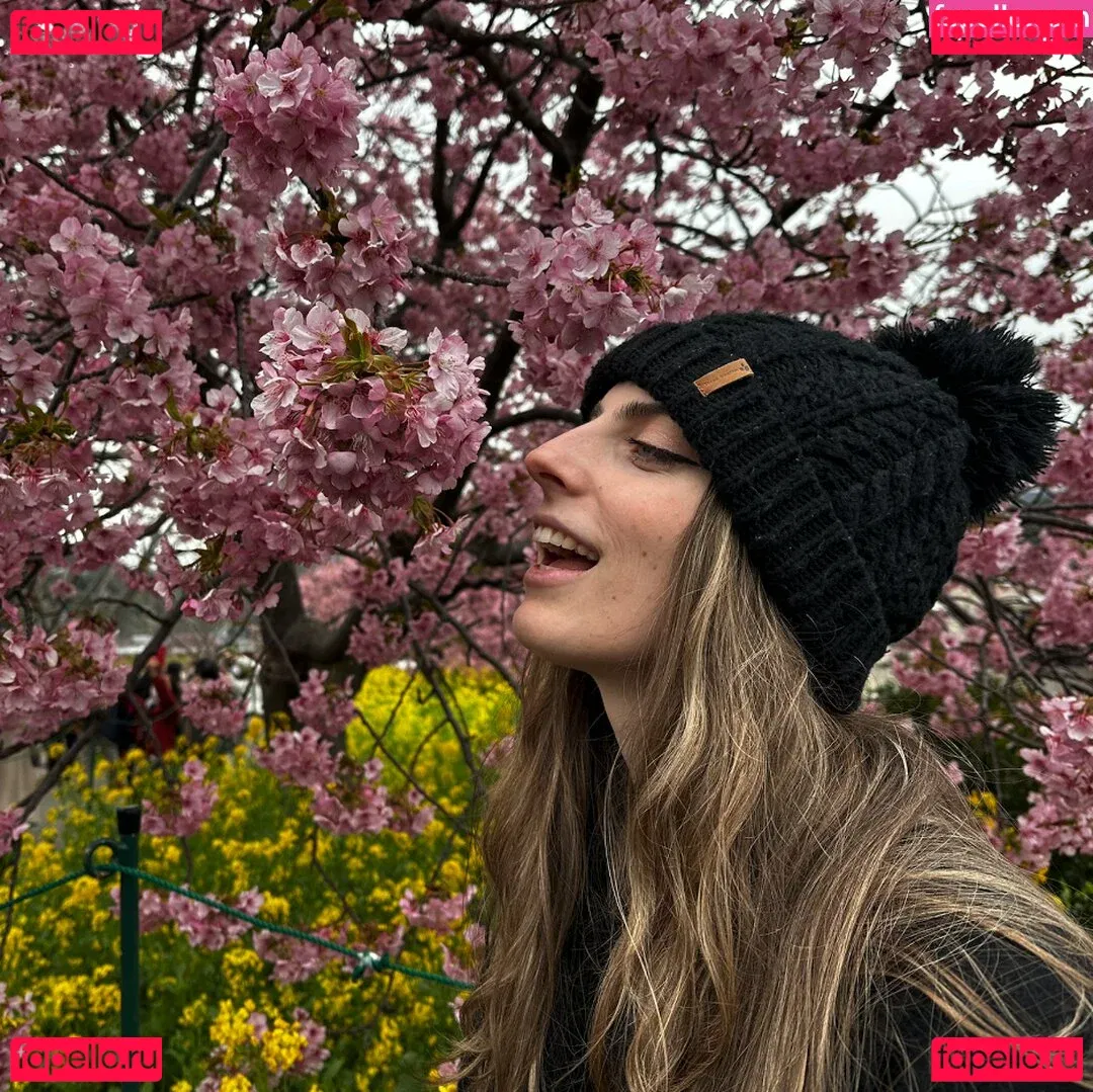 Seerasan Onlyfans Photo Gallery 