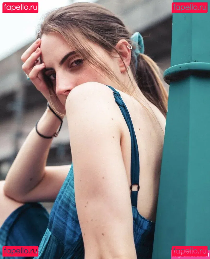 Seerasan Onlyfans Photo Gallery 