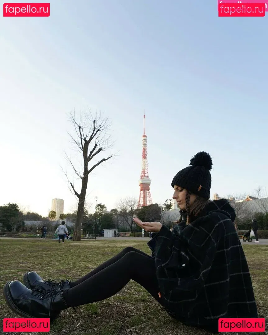 Seerasan Onlyfans Photo Gallery 