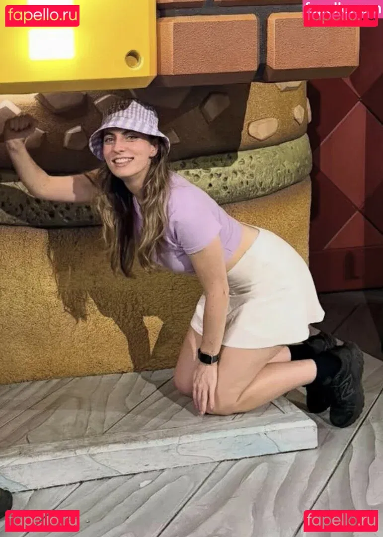 Seerasan Onlyfans Photo Gallery 