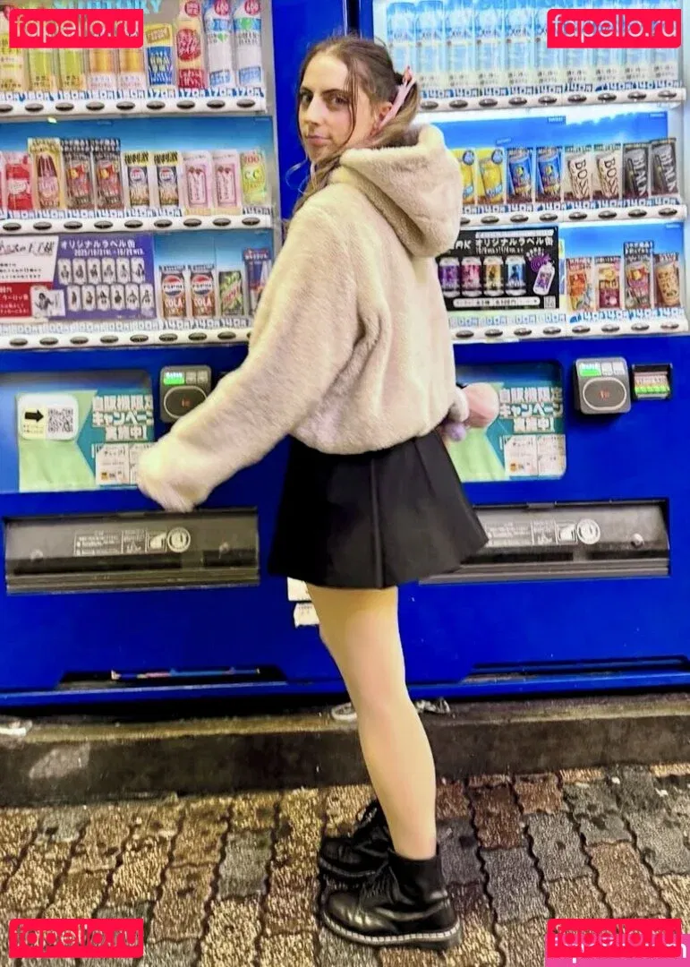 Seerasan Onlyfans Photo Gallery 