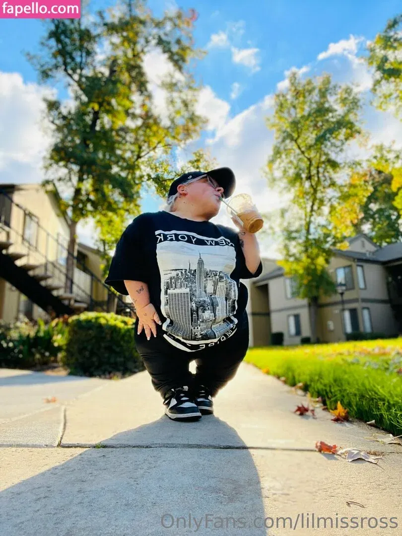 lilmissross Onlyfans Photo Gallery 