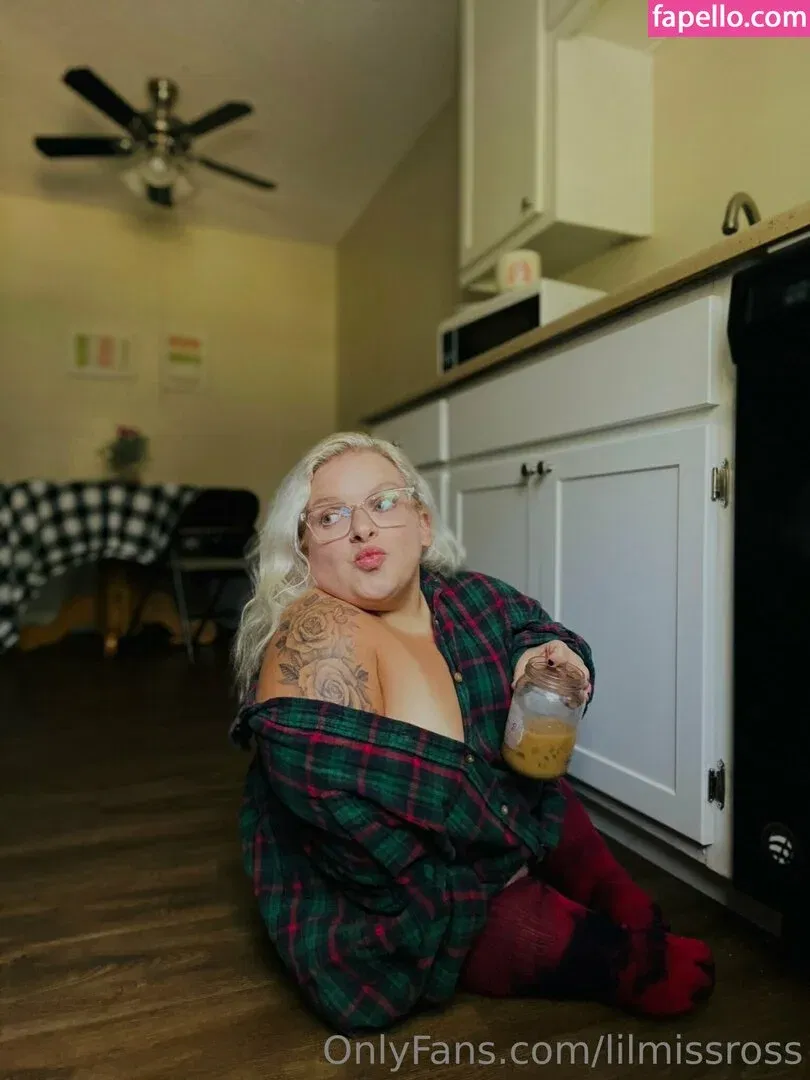 lilmissross Onlyfans Photo Gallery 