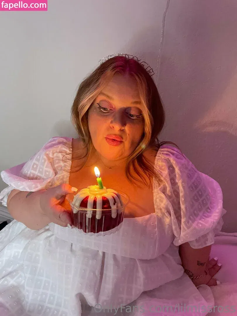 lilmissross Onlyfans Photo Gallery 