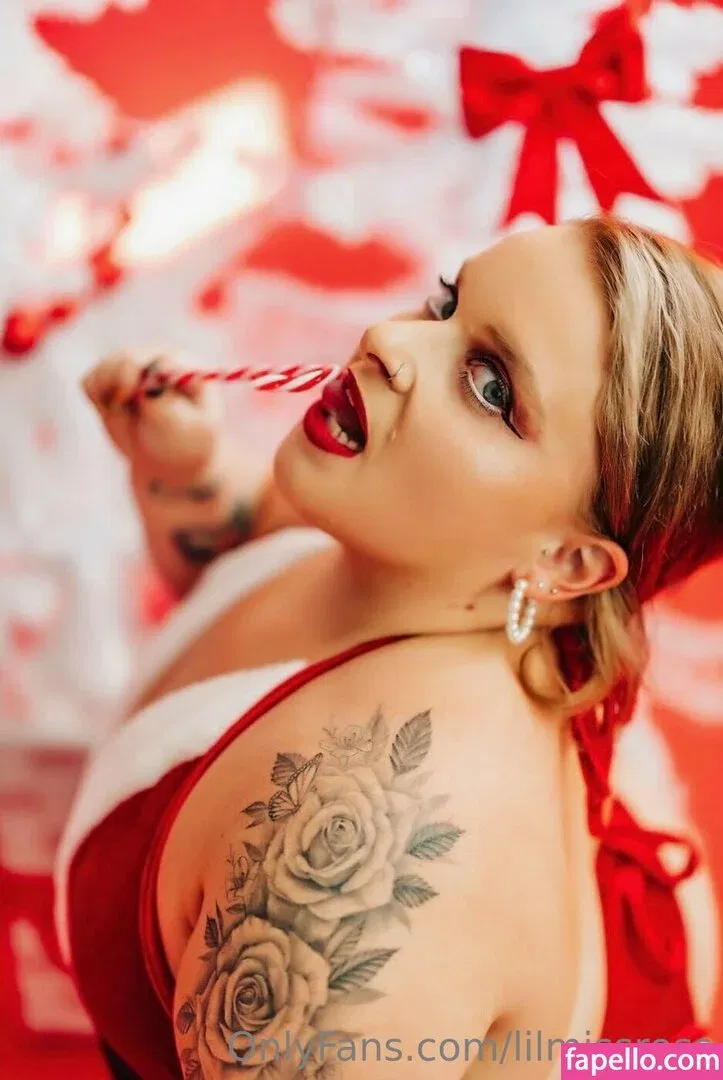 lilmissross Onlyfans Photo Gallery 