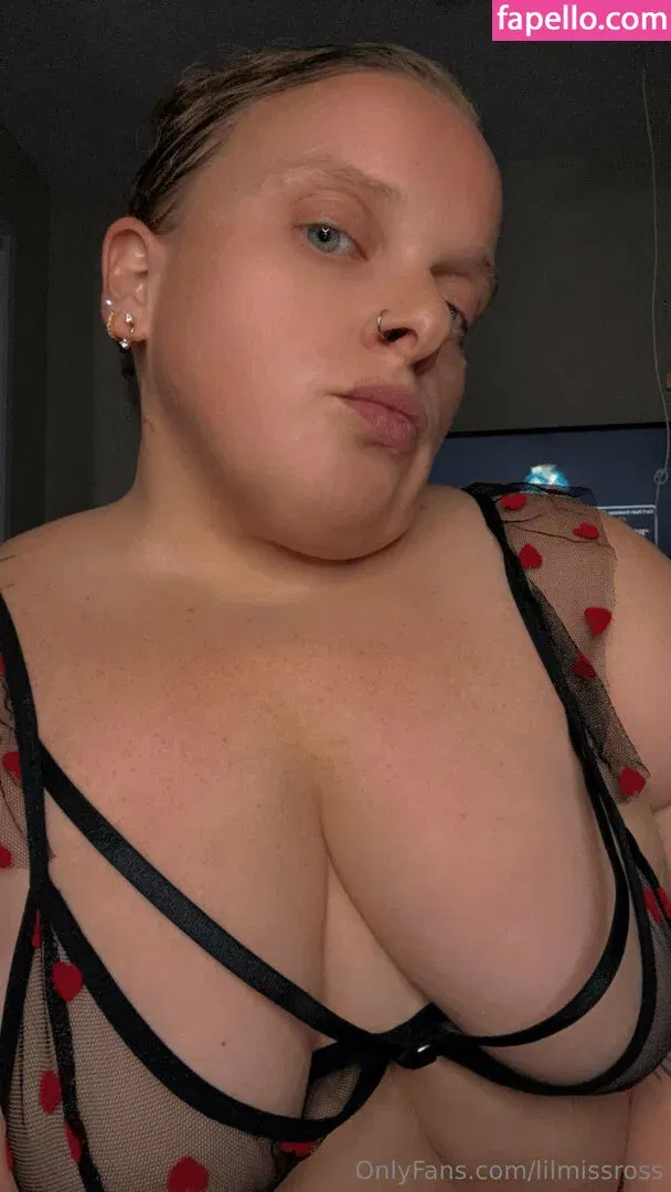 lilmissross Onlyfans Photo Gallery 