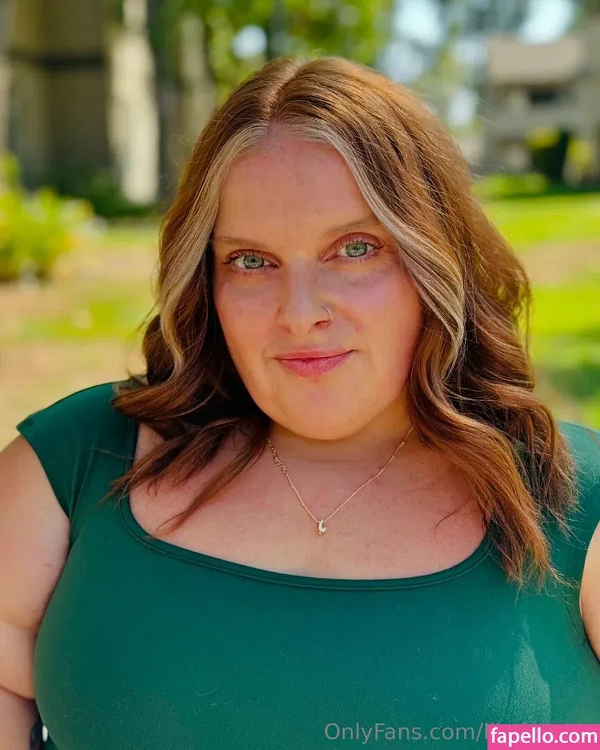 lilmissross Onlyfans Photo Gallery 