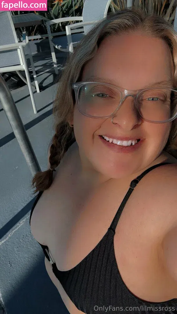 lilmissross Onlyfans Photo Gallery 