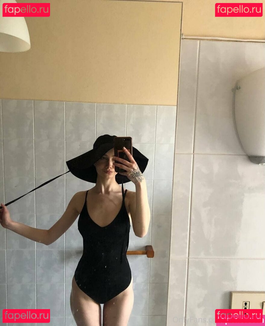 arina_gp / arina_gpo Onlyfans Photo Gallery 