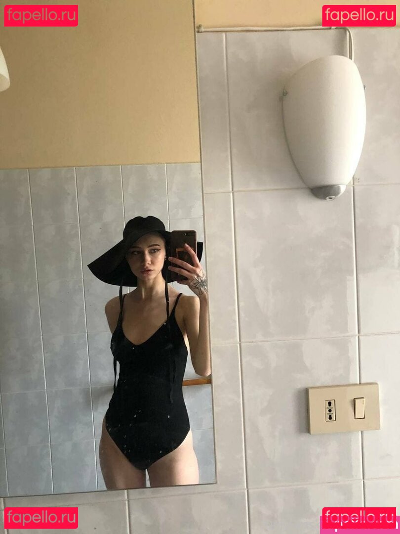 arina_gp / arina_gpo Onlyfans Photo Gallery 