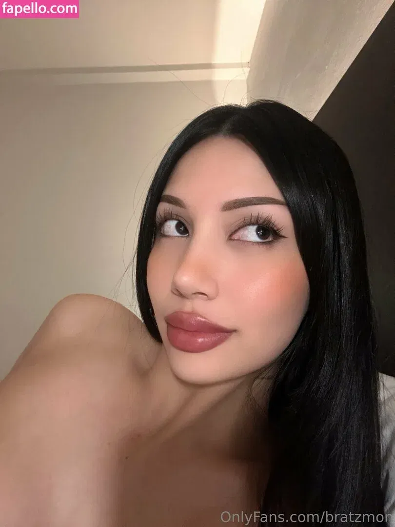 Valentina Olivas Onlyfans Photo Gallery 