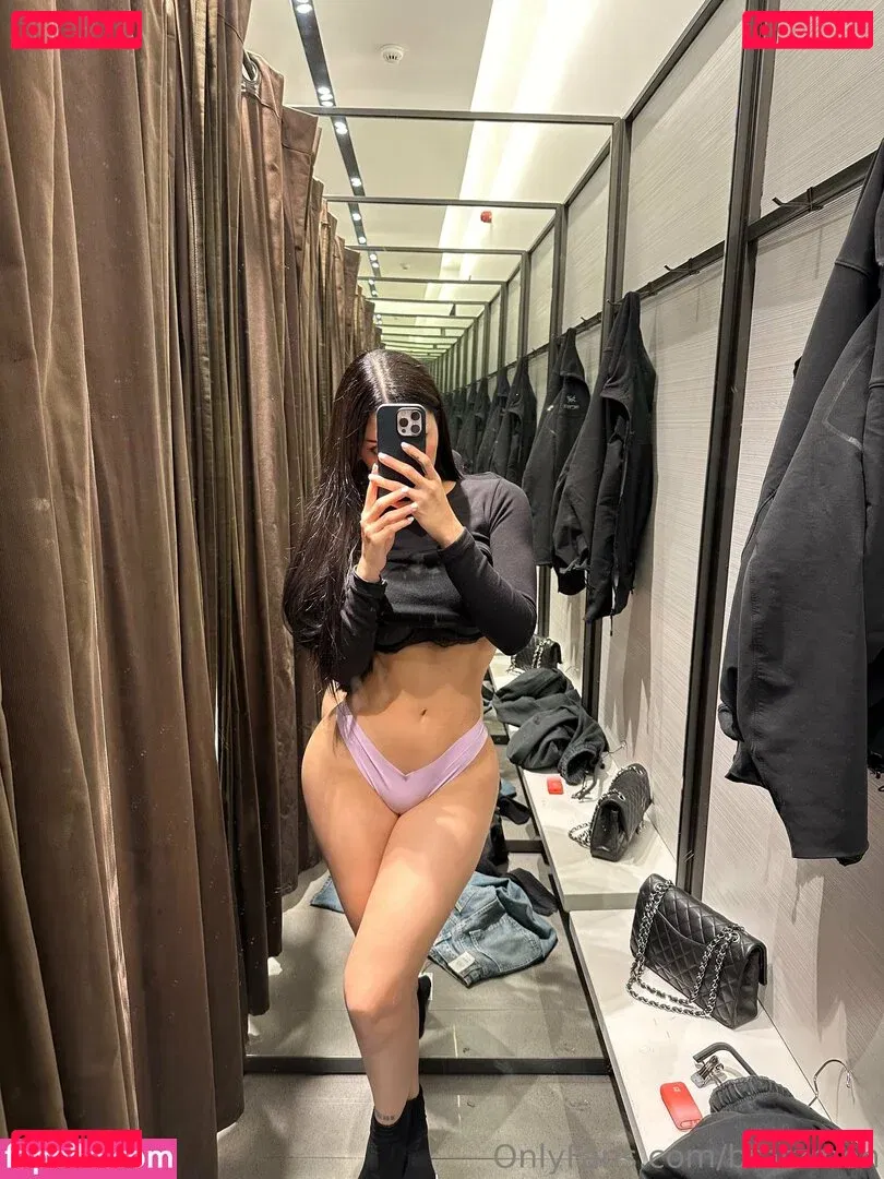 Valentina Olivas Onlyfans Photo Gallery 