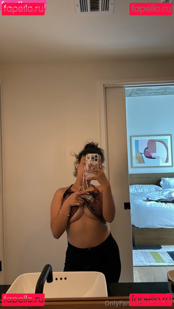 Leedah / alphaleedah Onlyfans Photo Gallery 