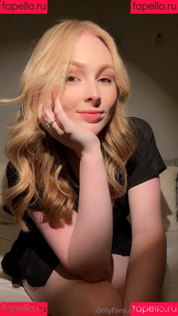 Shy_Trans Onlyfans Photo Gallery 