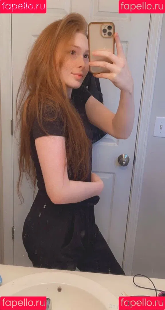 Shy_Trans Onlyfans Photo Gallery 