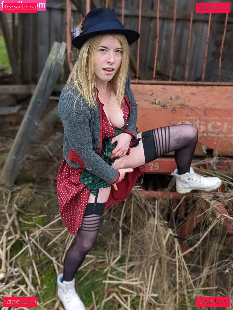 Mia Adler Onlyfans Photo Gallery 