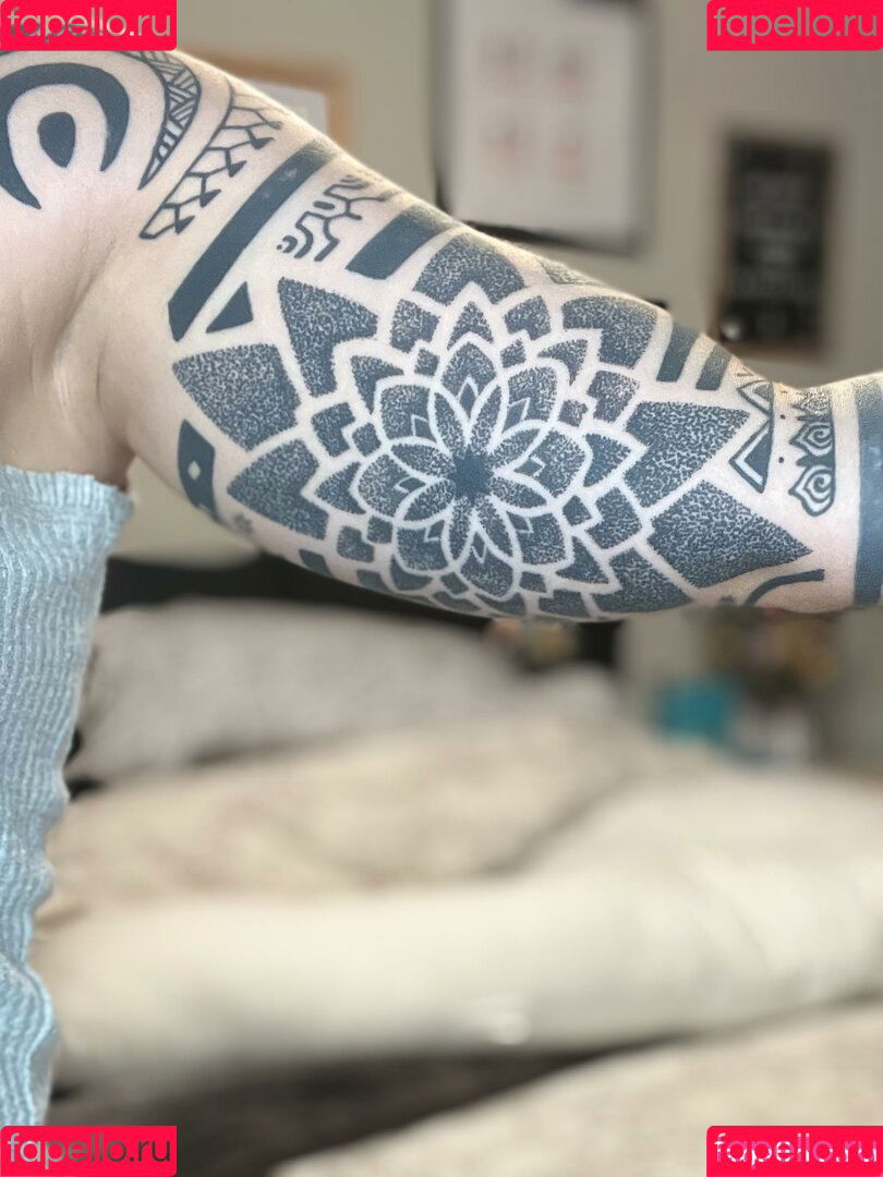 mmm4445 Onlyfans Photo Gallery 