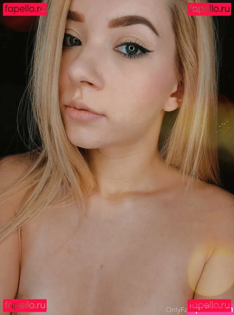 elissa_a Onlyfans Photo Gallery 