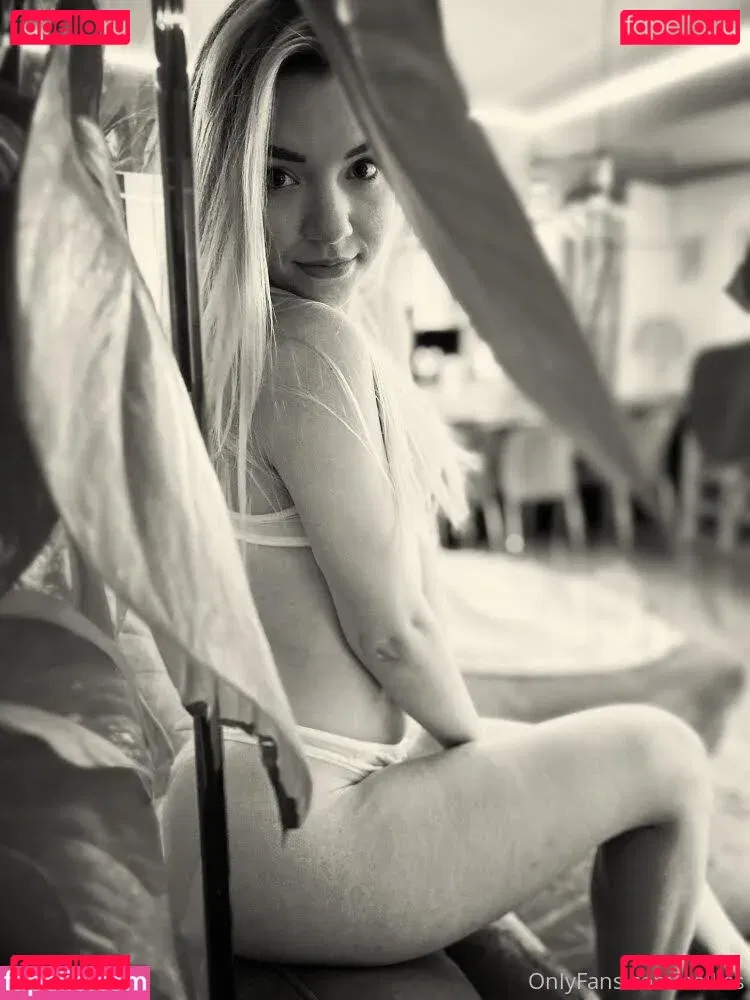 elissa_a Onlyfans Photo Gallery 