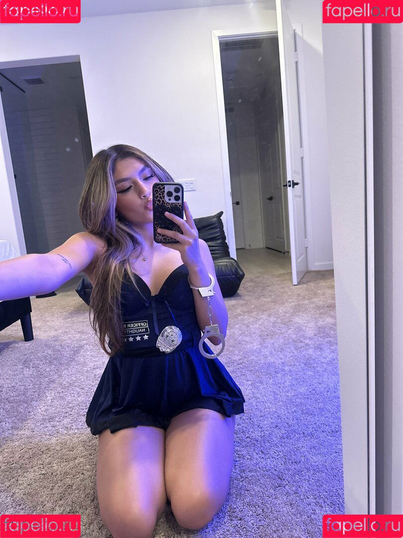 Yael Bernal Onlyfans Photo Gallery 