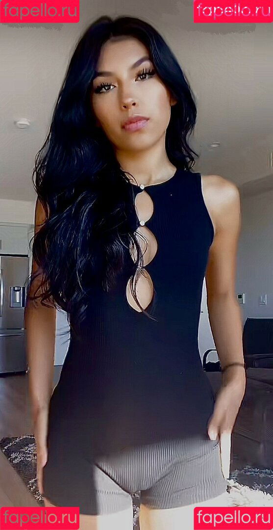 Yael Bernal Onlyfans Photo Gallery 