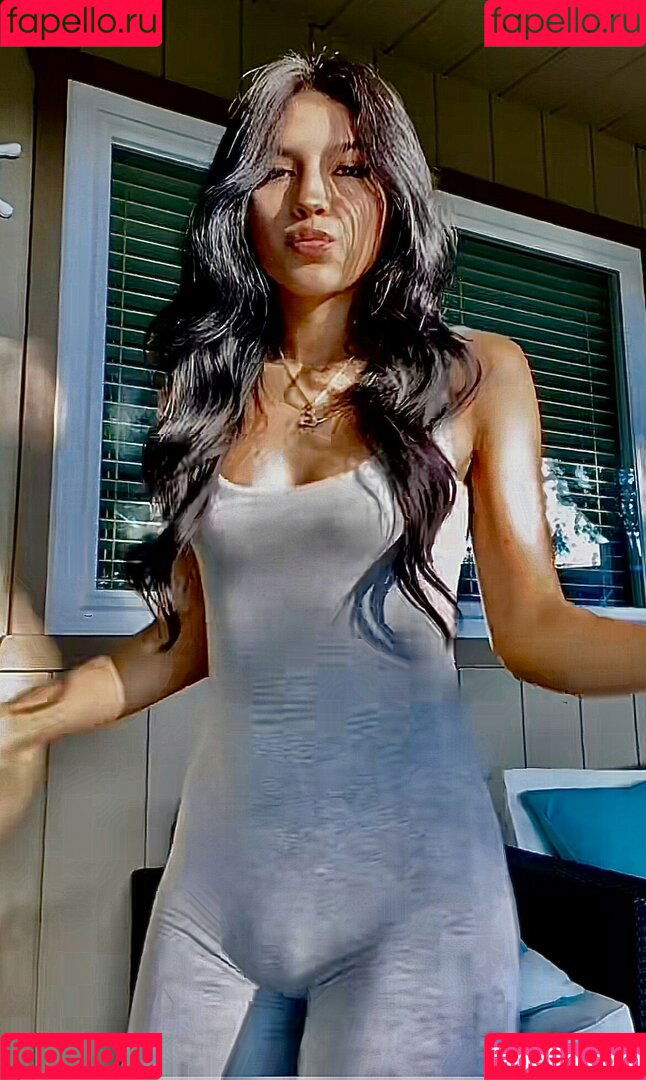 Yael Bernal Onlyfans Photo Gallery 